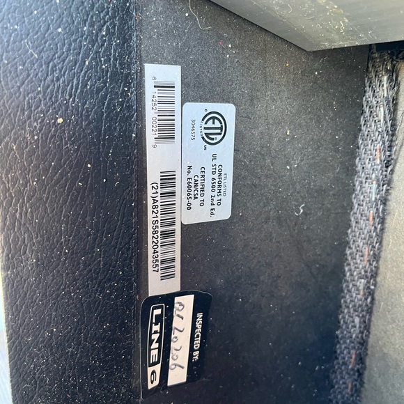 LINE 6 AMP, SPIDER CUSTOM DESIGN 15 watts, 8” speakers - Picture 8 of 12